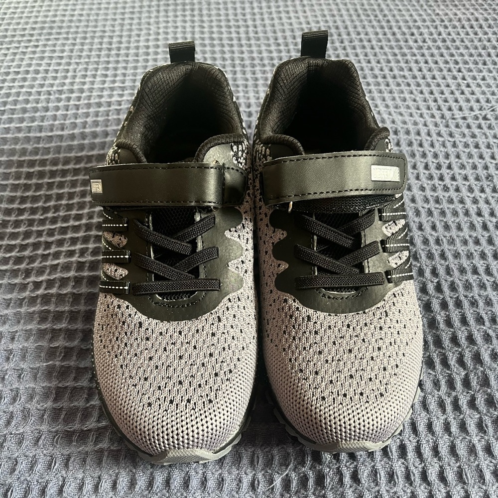 Kubua Sneakers